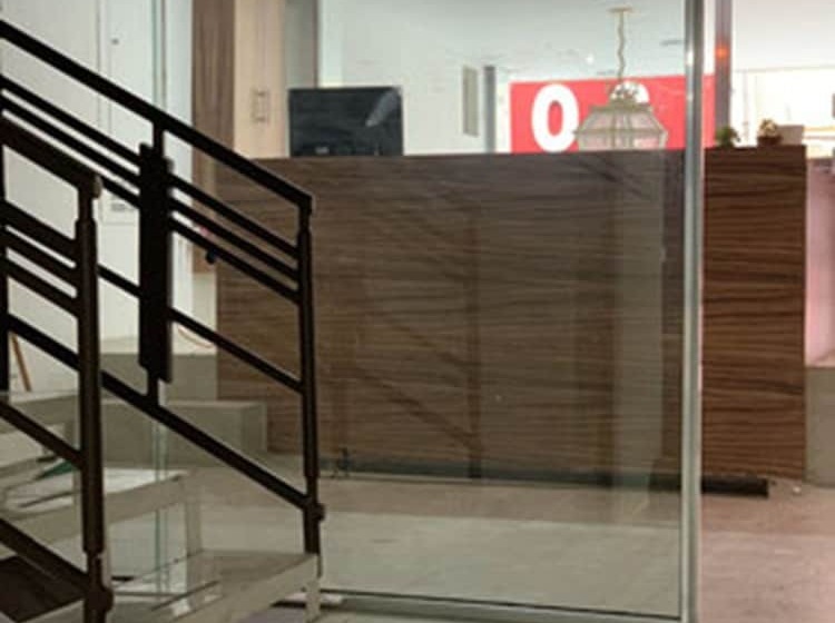 هتل Business By Grupo La Jolla