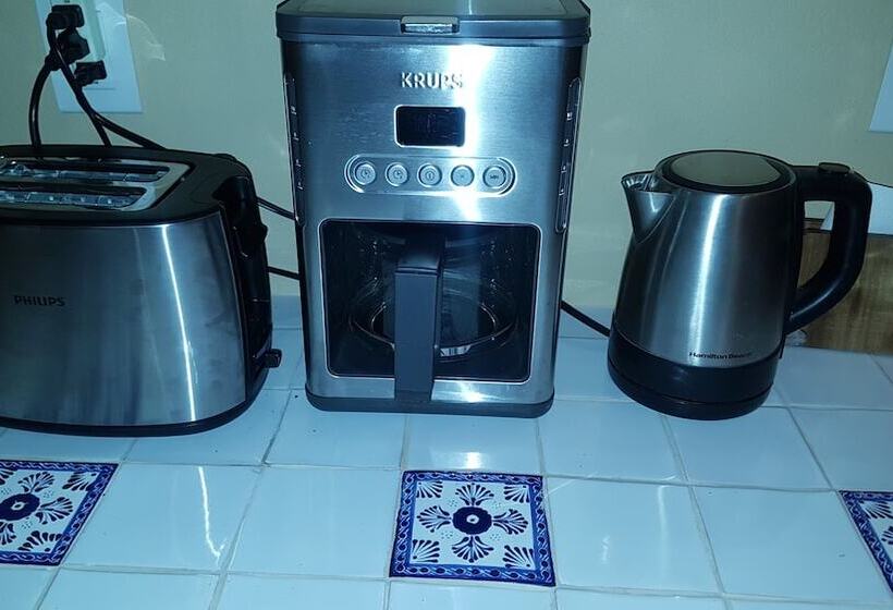 هتل Coyoacaninn Guesthouse