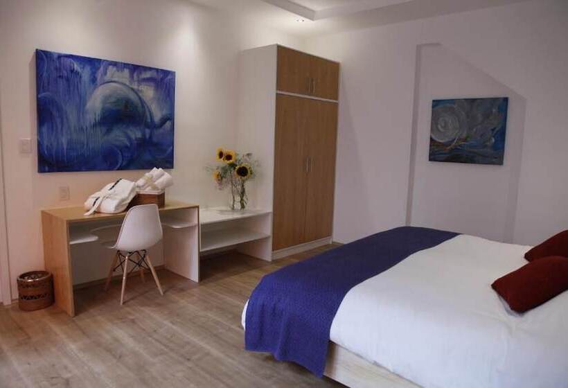 هتل Coyoacaninn Guesthouse