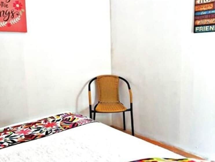هتل Hacienda Los Dolores   Hostel