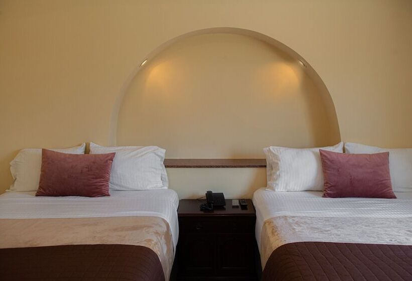 هتل Luna Inn