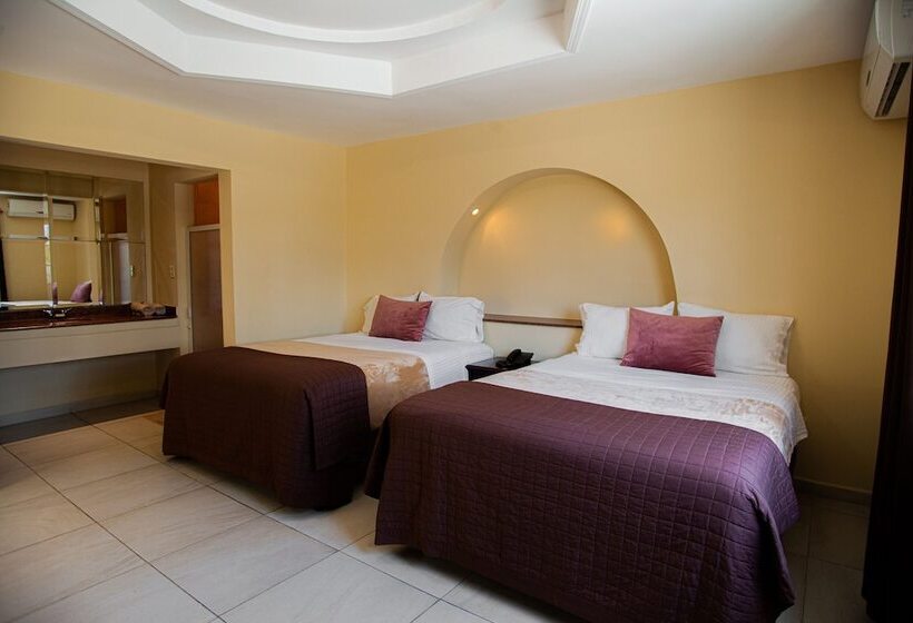 هتل Luna Inn
