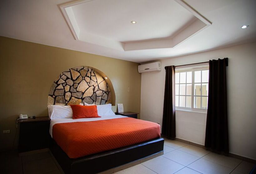 هتل Luna Inn