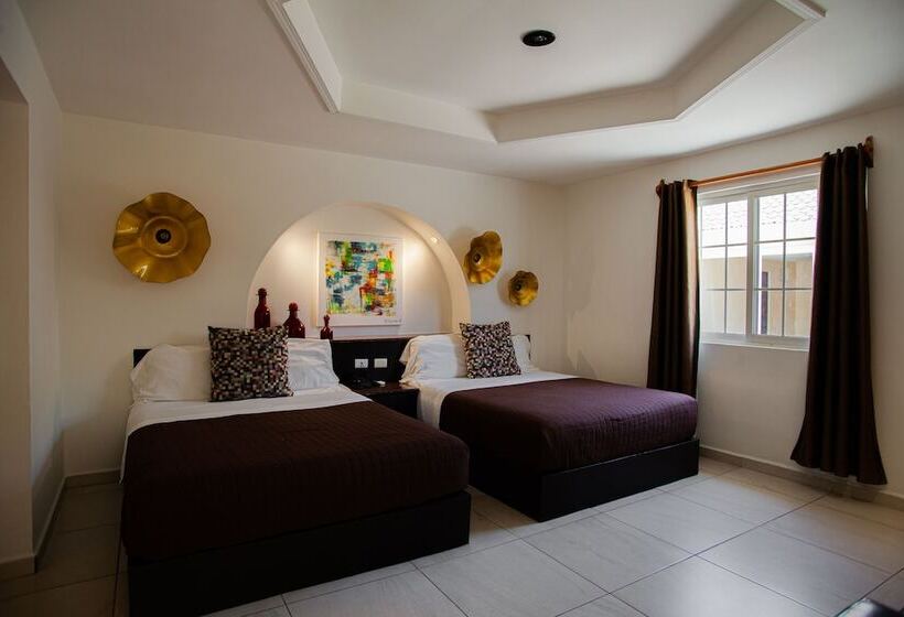 هتل Luna Inn