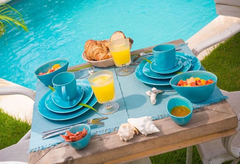 هتل Mahona Bed & Breakfast