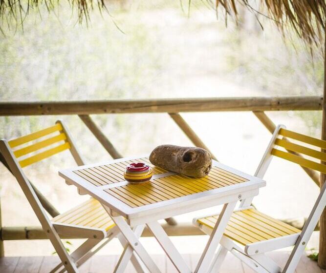 هتل Mondi Lodge