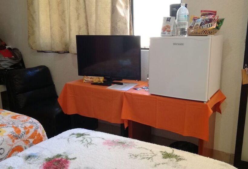 هتل Posada De Santa Rosa Bed And Breakfast