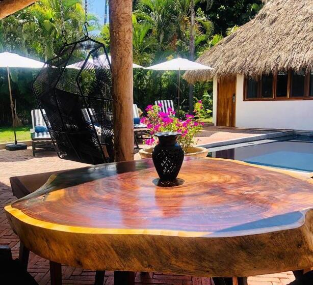 هتل Villa San Juan Bed&breakfast