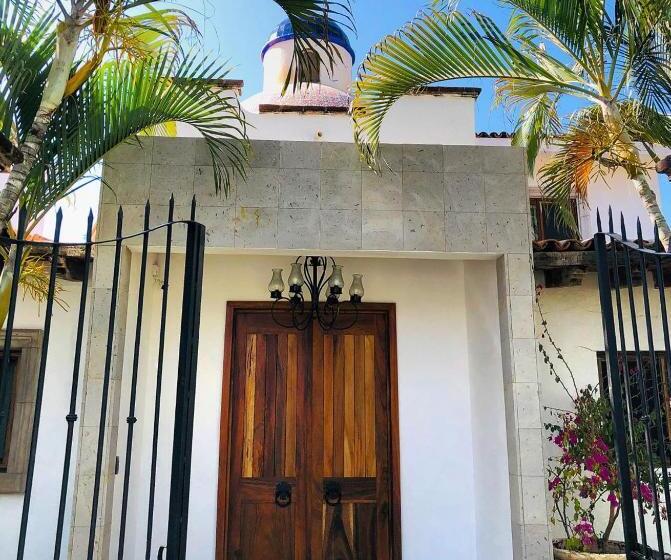هتل Villa San Juan Bed&breakfast