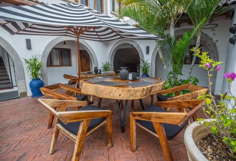 هتل Villa San Juan Bed&breakfast