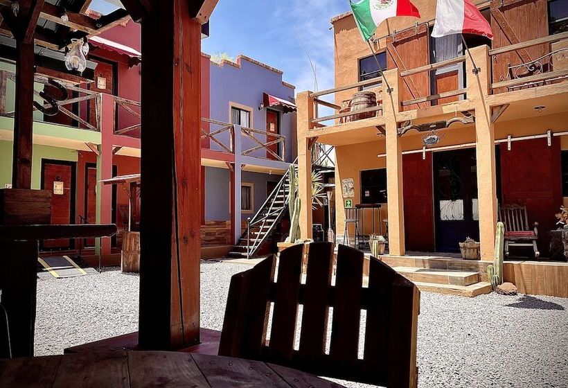 فندق West Refugio