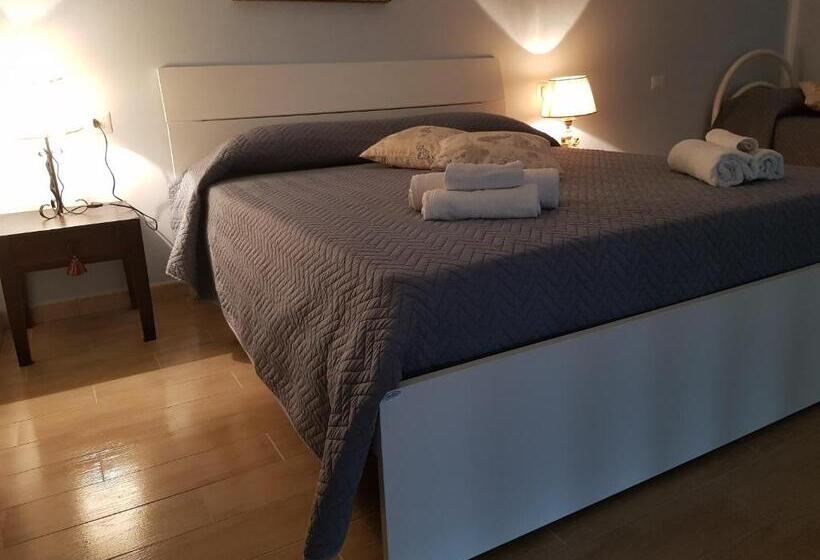 پانسیون Casa Nostra