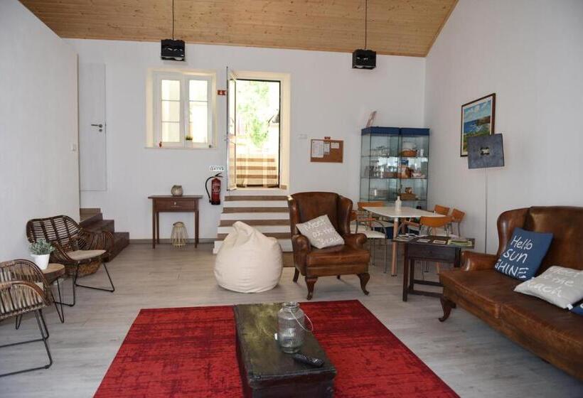 پانسیون Horta Do Vale   Nature House