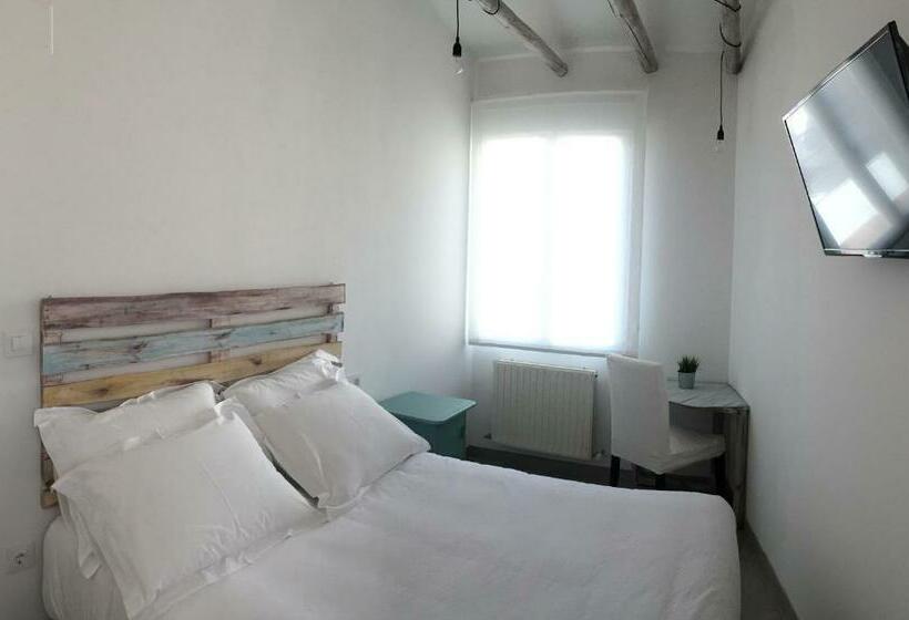 膳宿费 Hostal Gargal