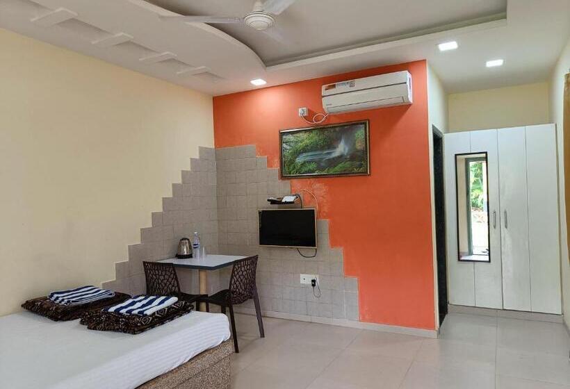 Giriraj Garden Resort, Alibaug