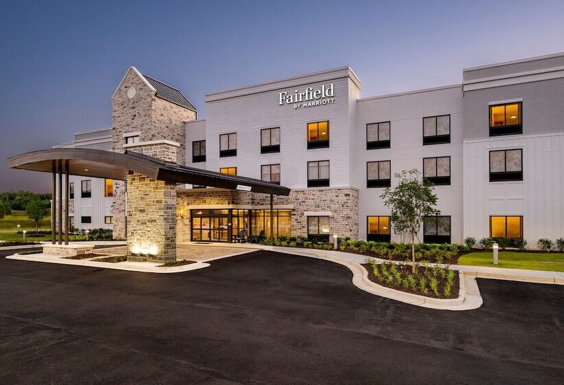 هتل Fairfield By Marriott Inn & Suites Rome