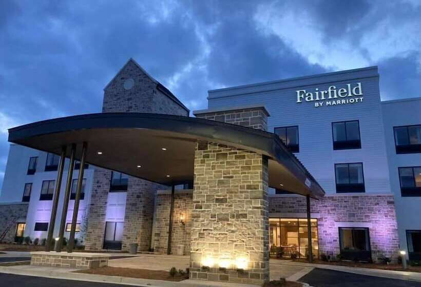 هتل Fairfield Inn & Suites By Marriott Rome