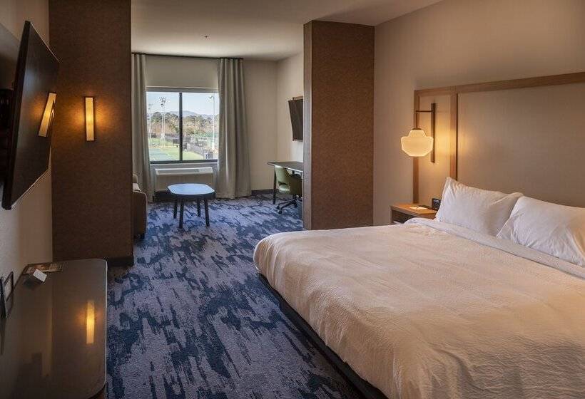 هتل Fairfield By Marriott Inn & Suites Rome