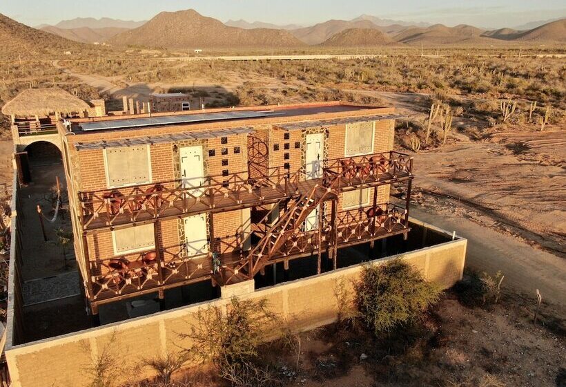 تختخواب و صبحانه Baja69 Lodge
