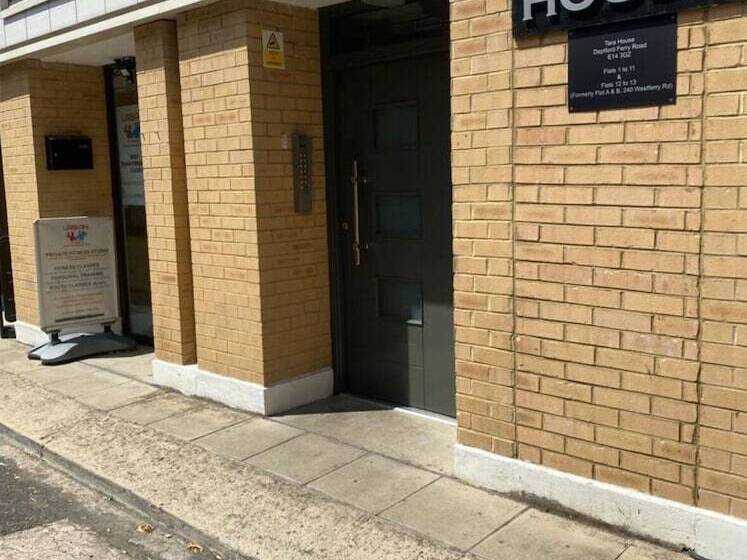 پانسیون Tara House, Cozy Shared Home In London