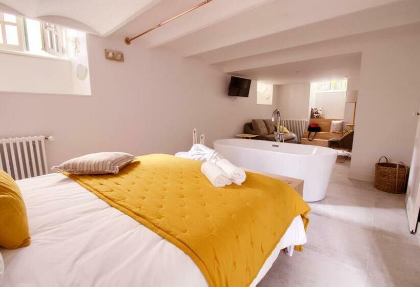 مبيت وإفطار Les Corderies