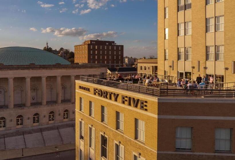 هتل Forty Five, Macon, A Tribute Portfolio