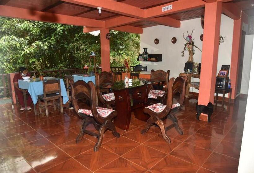 پانسیون El Retorno