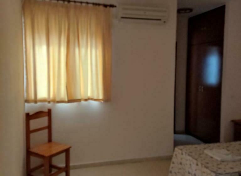 פנסיון Hospedaje Benacazon A49