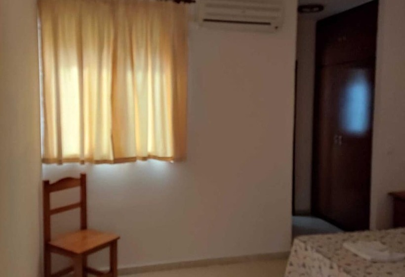 פנסיון Hospedaje Benacazon A49