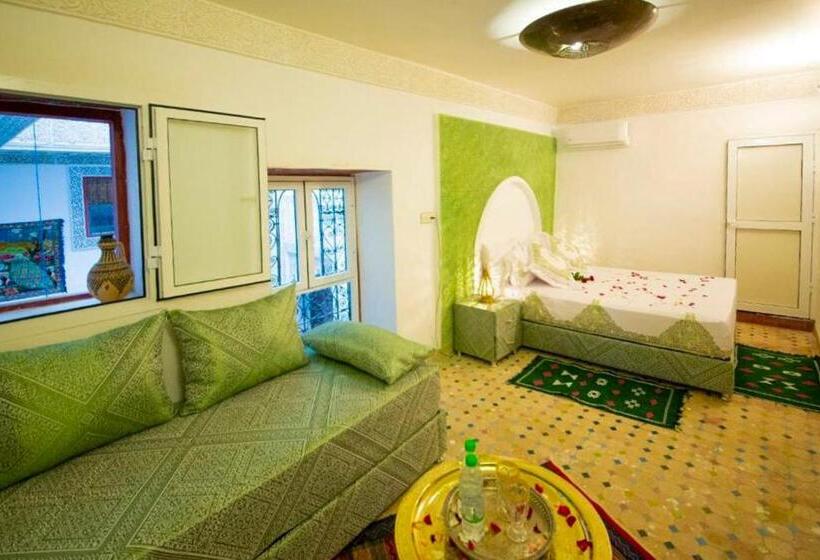 پانسیون Riad Rayhana