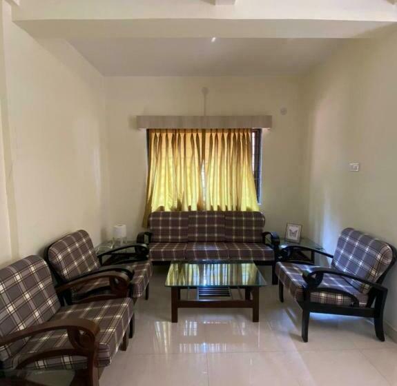 ペンション Verandah Solitude By The Sea Homestay