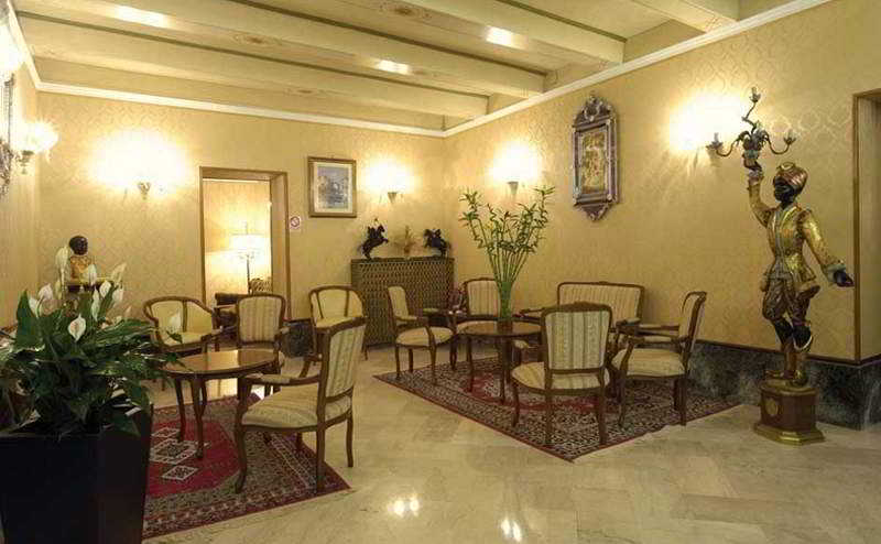 Fotos del hotel Albergo Basilea:  15