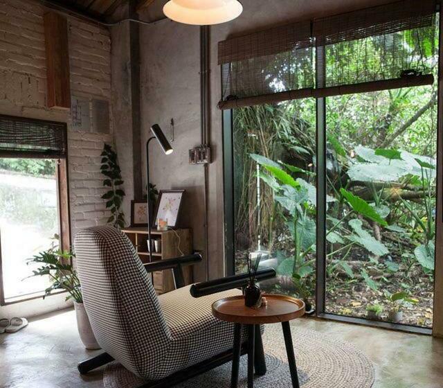 تختخواب و صبحانه Twilight Forest