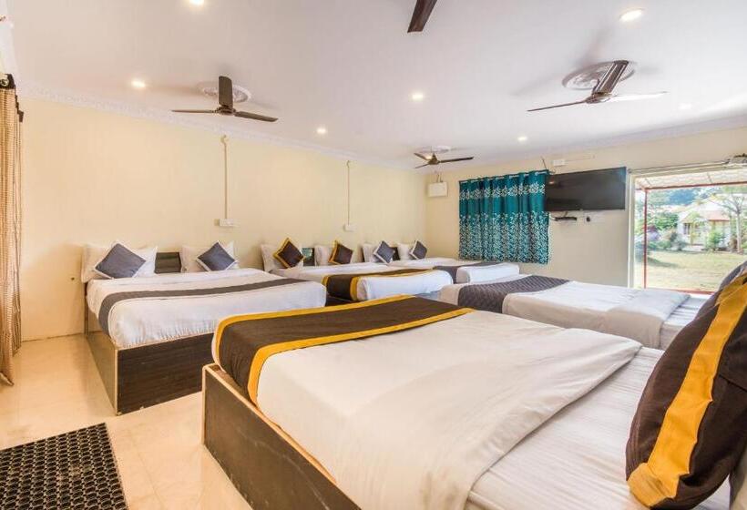 فندق At Home Prakruthi Resorts