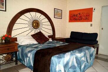 هتل Estancia Las Flores