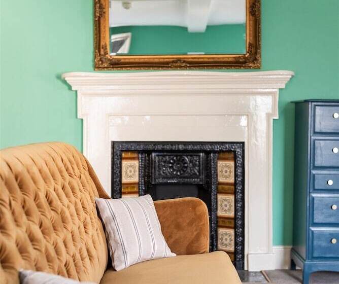 فندق The Boarding House