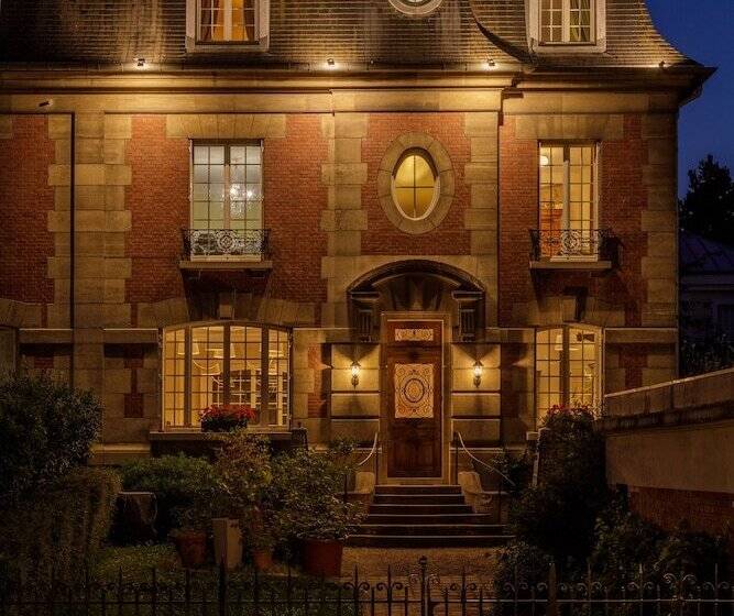 پانسیون L Hôtel Particulier   Paris Asnières