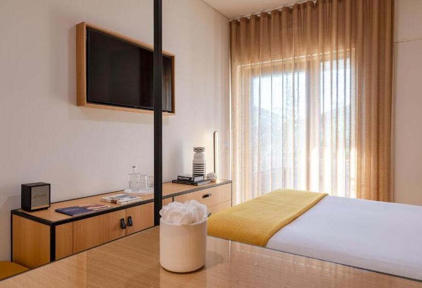 Bfresh Hotel   Padel, Pool & Fitness   Adults Only