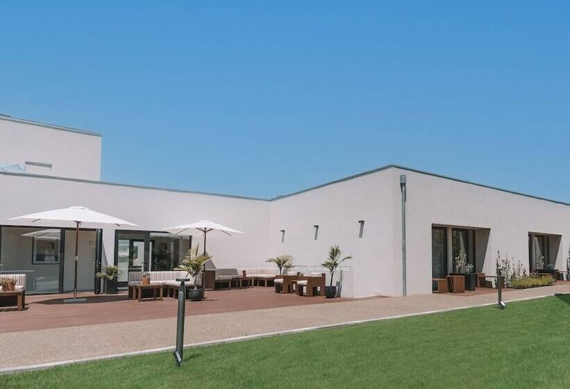 Bfresh Hotel   Padel, Pool & Fitness   Adults Only