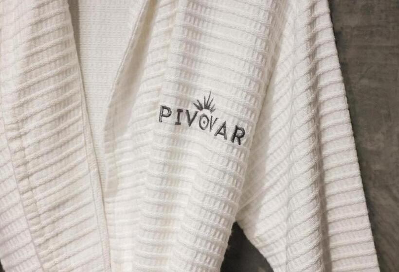 هتل Pivovar