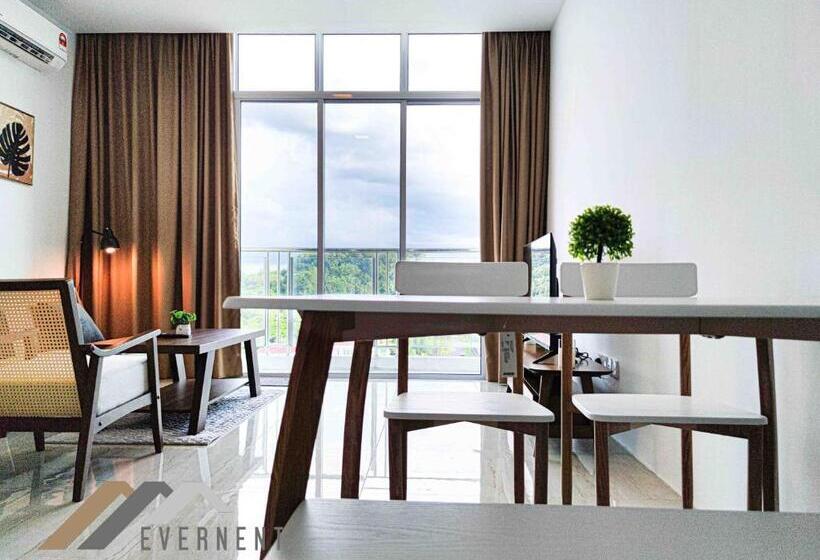 هتل Stirling Suites