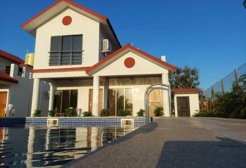 בית מלון כפרי Berryl Resorts