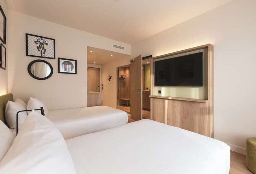 هتل Hampton By Hilton Konstanz