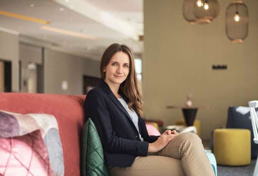 هتل Hampton By Hilton Konstanz