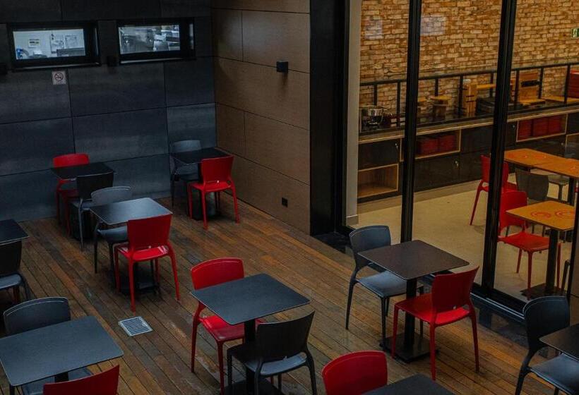 호텔 Moov Porto Alegre