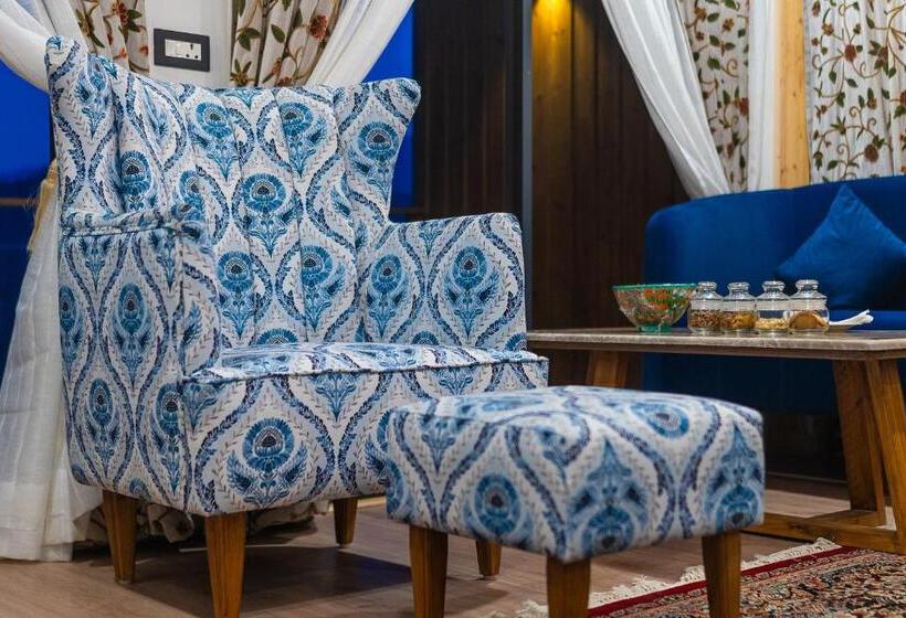 בית מלון כפרי Skyview By Empyrean