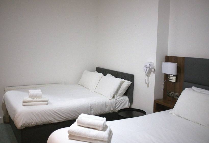 The Wellington Hotel Birmingham   Breakfast Included, Near O2 Academy & City Centre