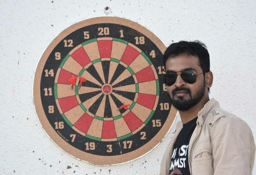 فندق صغير Pinacle Inn