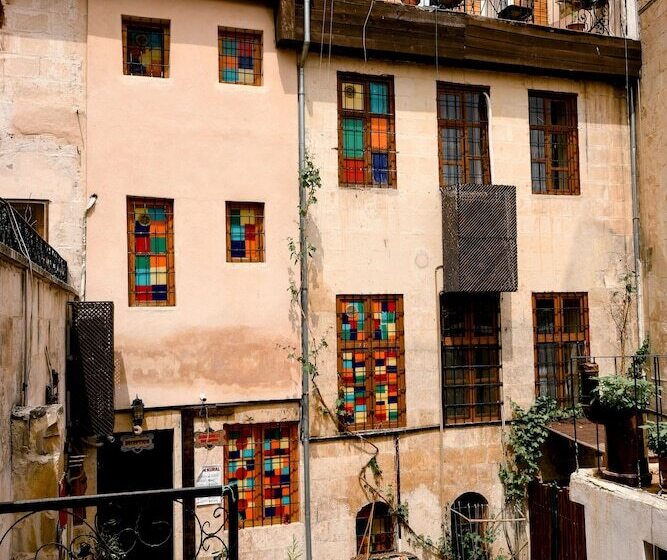 تختخواب و صبحانه Doğanbey Konaği