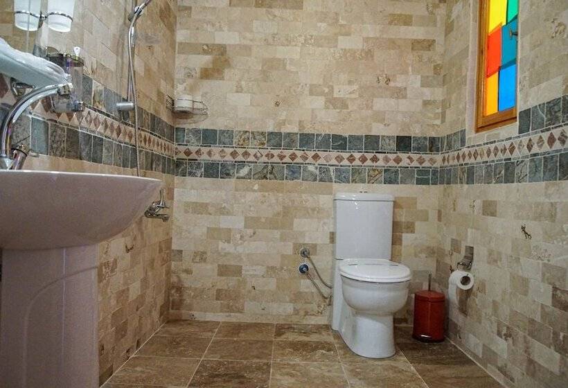 تختخواب و صبحانه Doğanbey Konaği